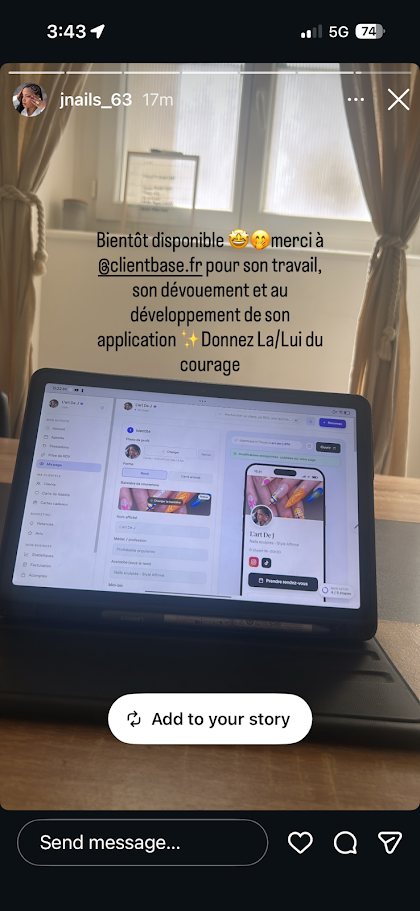 Une cliente remercie ClientBase en story, sans que je lui aie rien demandé.