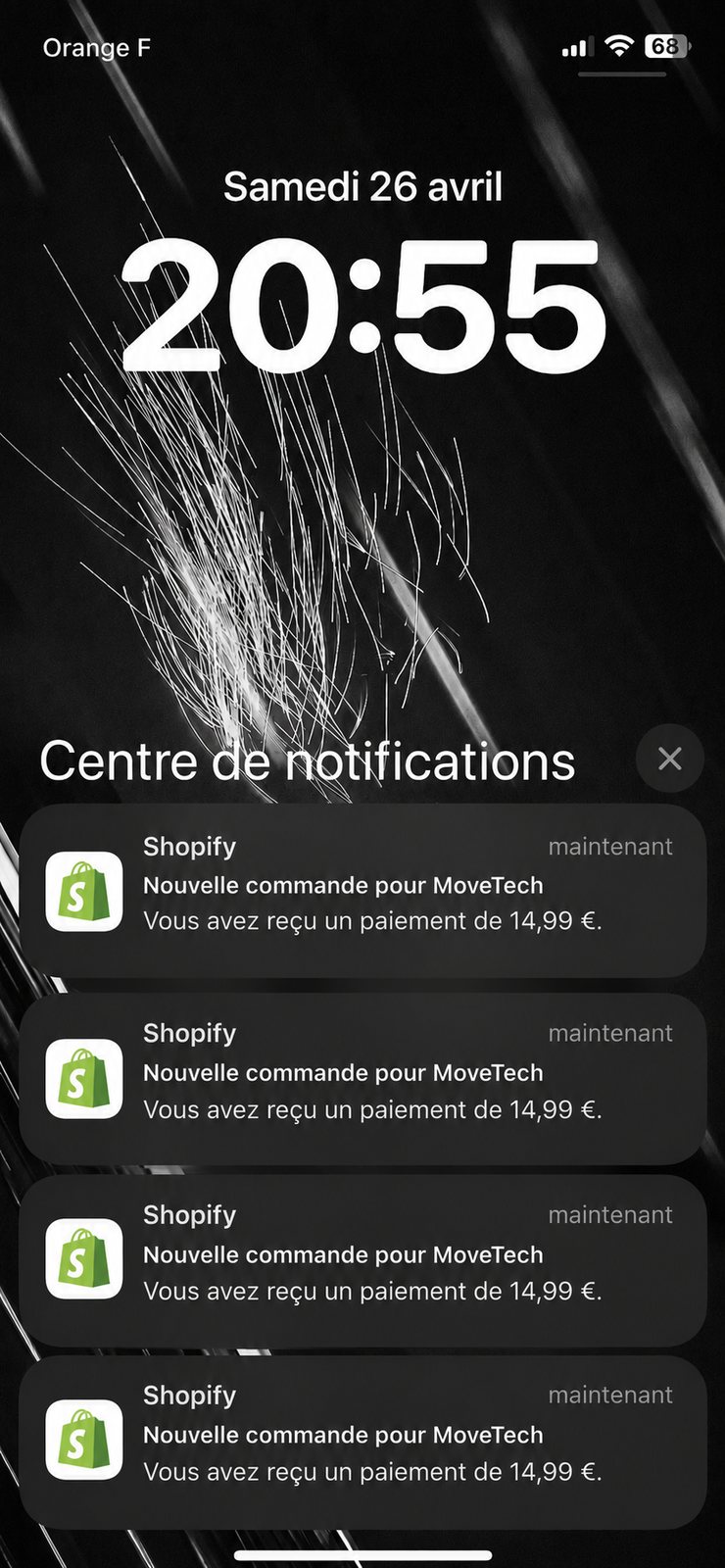 Les notifications Shopify du 26 avril : quatre commandes payées.